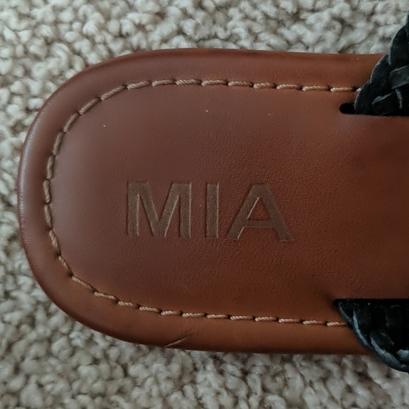 Mia Summer Flip Flops - Picture 4 of 4